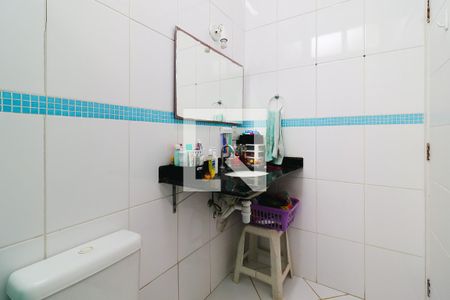 Casa à venda com 250m², 3 quartos e 2 vagas Casa à venda com 250m², 3 quartos e 2 vagasBanheiro