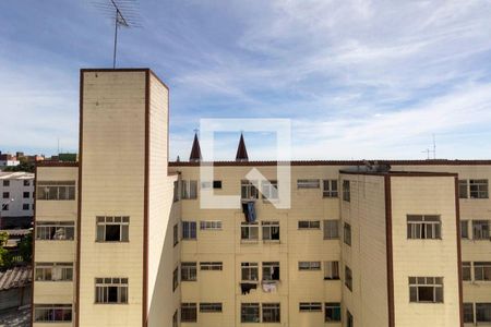 Vista Quarto 1 de apartamento para alugar com 2 quartos, 60m² em Conjunto Habitacional Padre Manoel da Nóbrega, São Paulo