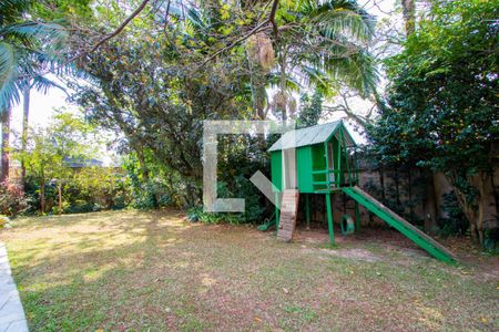 Apartamento à venda com 200m², 4 quartos e 3 vagas Apartamento à venda com 200m², 4 quartos e 3 vagasÁrea comum - Playground