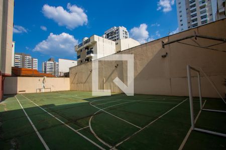 Apartamento à venda com 200m², 4 quartos e 3 vagas Apartamento à venda com 200m², 4 quartos e 3 vagasÁrea comum - Quadra esportiva