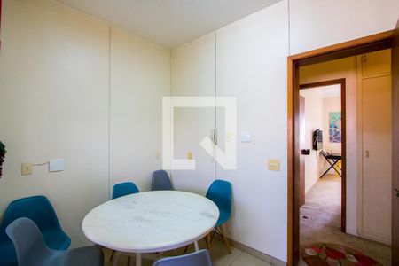 Apartamento à venda com 200m², 4 quartos e 3 vagas Apartamento à venda com 200m², 4 quartos e 3 vagasCopa/Cozinha
