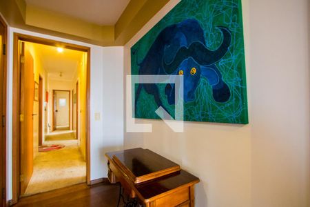 Apartamento à venda com 200m², 4 quartos e 3 vagas Apartamento à venda com 200m², 4 quartos e 3 vagasHall de entrada