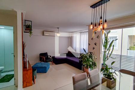 Sala de casa à venda com 3 quartos, 180m² em Pechincha, Rio de Janeiro