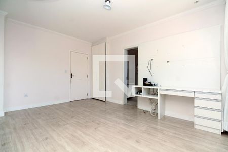 Suíte de casa de condomínio à venda com 3 quartos, 211m² em Cristal, Porto Alegre