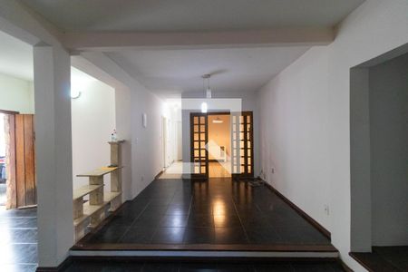 Salas de casa para alugar com 5 quartos, 231m² em Jardim Independência, Campinas