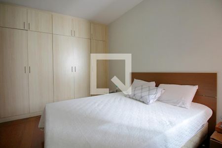 Suite de apartamento à venda com 3 quartos, 94m² em Sagrada Família, Belo Horizonte