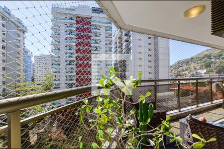 Quarto de apartamento à venda com 4 quartos, 152m² em Icaraí, Niterói