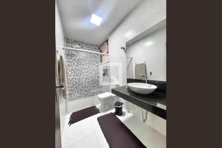Banheiro 1 de apartamento à venda com 3 quartos, 97m² em Alto Barroca, Belo Horizonte