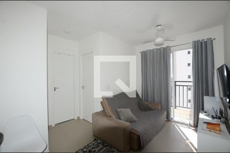 Sala de apartamento à venda com 2 quartos, 45m² em Irajá, Rio de Janeiro