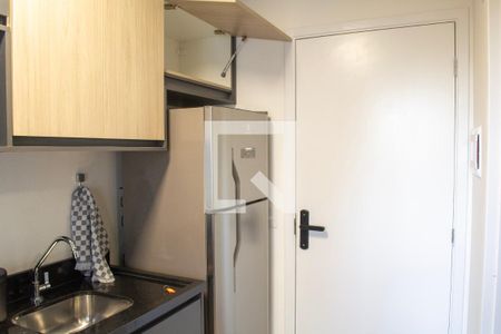 Cozinha de kitnet/studio para alugar com 1 quarto, 18m² em Perdizes, São Paulo