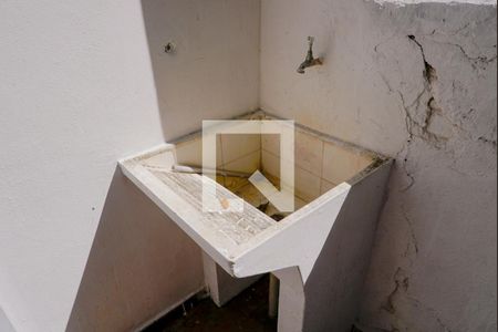 Casa à venda com 120m², 2 quartos e sem vaga Casa à venda com 120m², 2 quartos e sem vagaQuintal / Area de Serviço