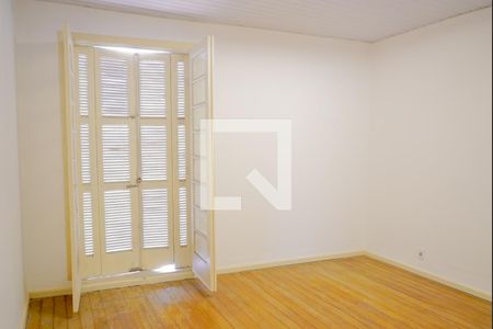 Casa à venda com 120m², 2 quartos e sem vaga Casa à venda com 120m², 2 quartos e sem vagaQuarto 1