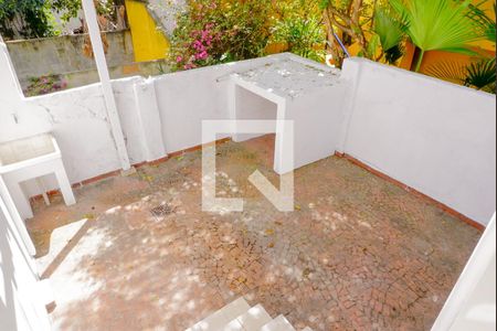 Casa à venda com 120m², 2 quartos e sem vaga Casa à venda com 120m², 2 quartos e sem vagaQuintal / Area de Serviço