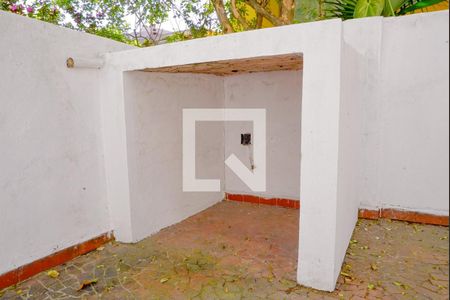 Casa à venda com 120m², 2 quartos e sem vaga Casa à venda com 120m², 2 quartos e sem vagaQuintal / Area de Serviço