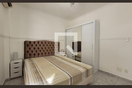 Quarto de apartamento para alugar com 2 quartos, 74m² em Embaré, Santos