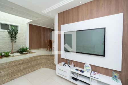 Sala de TV e Jantar de casa à venda com 3 quartos, 405m² em Jardim Riacho das Pedras, Contagem