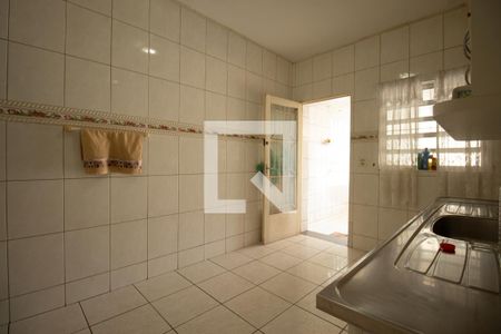 Casa à venda com 158m², 4 quartos e 1 vaga Casa à venda com 158m², 4 quartos e 1 vagaCozinha