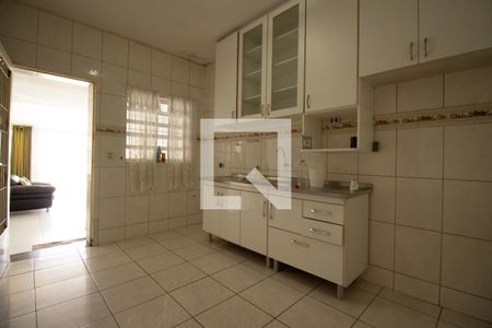 Casa à venda com 158m², 4 quartos e 1 vaga Casa à venda com 158m², 4 quartos e 1 vagaCozinha