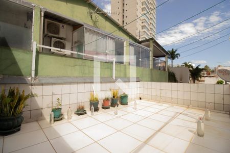 Casa à venda com 158m², 4 quartos e 1 vaga Casa à venda com 158m², 4 quartos e 1 vagaQuintal