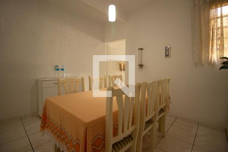 Casa à venda com 158m², 4 quartos e 1 vaga Casa à venda com 158m², 4 quartos e 1 vagaCozinha