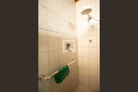 Casa à venda com 158m², 4 quartos e 1 vaga Casa à venda com 158m², 4 quartos e 1 vagaBanheiro