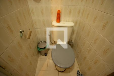 Casa à venda com 158m², 4 quartos e 1 vaga Casa à venda com 158m², 4 quartos e 1 vagaBanheiro