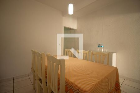 Casa à venda com 158m², 4 quartos e 1 vaga Casa à venda com 158m², 4 quartos e 1 vagaCozinha