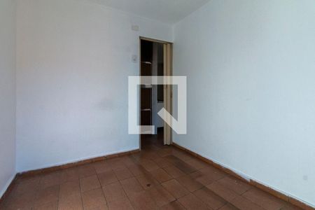 Quarto 2 de apartamento para alugar com 2 quartos, 54m² em Conjunto Residencial José Bonifácio, São Paulo