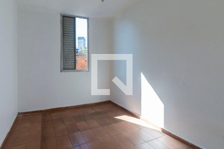 Quarto 2 de apartamento para alugar com 2 quartos, 54m² em Conjunto Residencial José Bonifácio, São Paulo