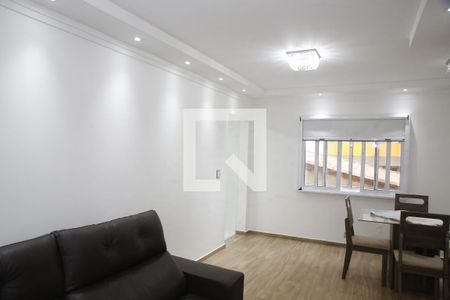  Sala de apartamento para alugar com 2 quartos, 80m² em Nova Mirim, Praia Grande