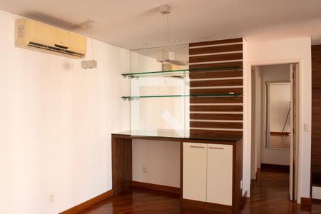 Sala de apartamento à venda com 2 quartos, 92m² em Sumaré, São Paulo