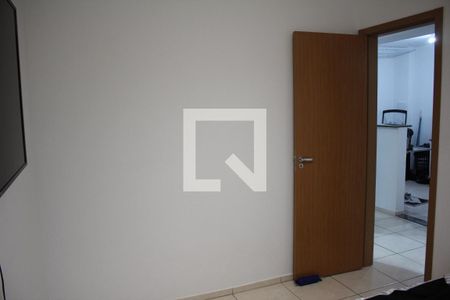 Quarto 1 de apartamento para alugar com 2 quartos, 44m² em Califórnia, Contagem