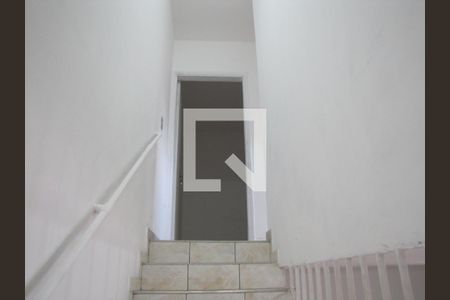 Escada de casa à venda com 2 quartos, 126m² em Jardim Penha, São Paulo