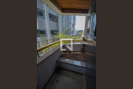 Apartamento à venda com 135m², 4 quartos e 2 vagas