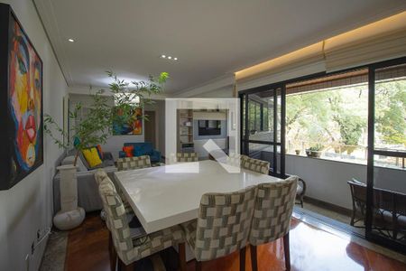 Apartamento à venda com 135m², 4 quartos e 2 vagas