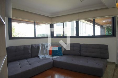 Apartamento à venda com 135m², 4 quartos e 2 vagas
