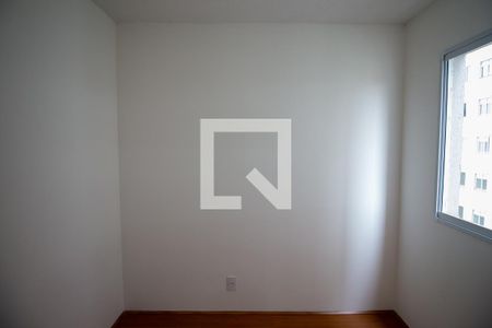 Quarto 2 de apartamento para alugar com 2 quartos, 35m² em Jardim Santo Antonio, São Paulo