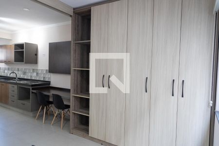 Quarto de kitnet/studio para alugar com 1 quarto, 45m² em Vila Regente Feijó, São Paulo