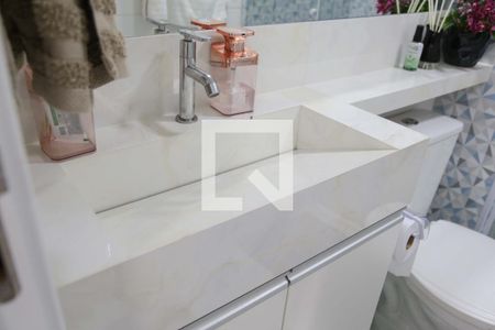 Banheiro de apartamento à venda com 1 quarto, 37m² em Presidente Altino, Osasco