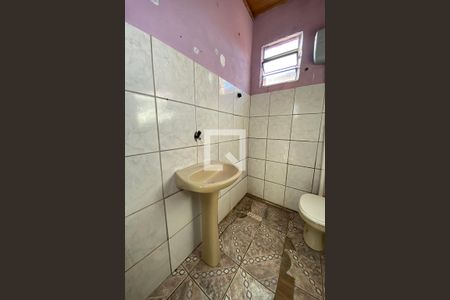 Banheiro de casa para alugar com 1 quarto, 70m² em Vicentina, São Leopoldo