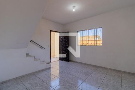 Sala de casa para alugar com 2 quartos, 90m² em Vila Pirajussara, São Paulo