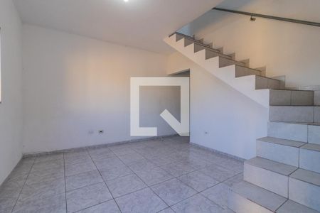 Sala de casa para alugar com 2 quartos, 90m² em Vila Pirajussara, São Paulo