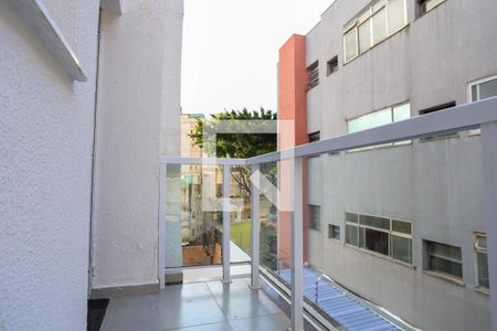 Varanda de apartamento à venda com 2 quartos, 47m² em Santo Antônio, Belo Horizonte
