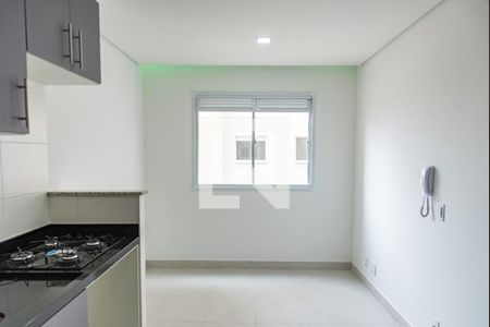 Sala/cozinha de apartamento à venda com 2 quartos, 32m² em Cambuci, São Paulo
