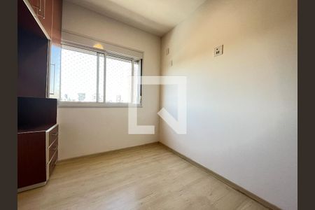 Quarto 1 de apartamento para alugar com 2 quartos, 53m² em Vila Alexandria, São Paulo