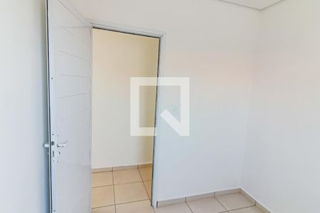 Quarto 1 de casa para alugar com 3 quartos, 60m² em Vila Antonio, São Paulo