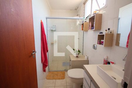 Banheiro de apartamento para alugar com 1 quarto, 38m² em Centro, Ribeirão Preto