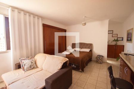 Apartamento para alugar com 38m², 1 quarto e 1 vagaSala/Quarto