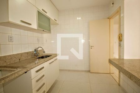 Cozinha de apartamento à venda com 3 quartos, 87m² em Vila da Serra, Nova Lima