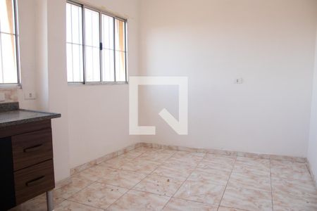 Sala e Cozinha de apartamento para alugar com 1 quarto, 55m² em Vila Nivi, São Paulo
